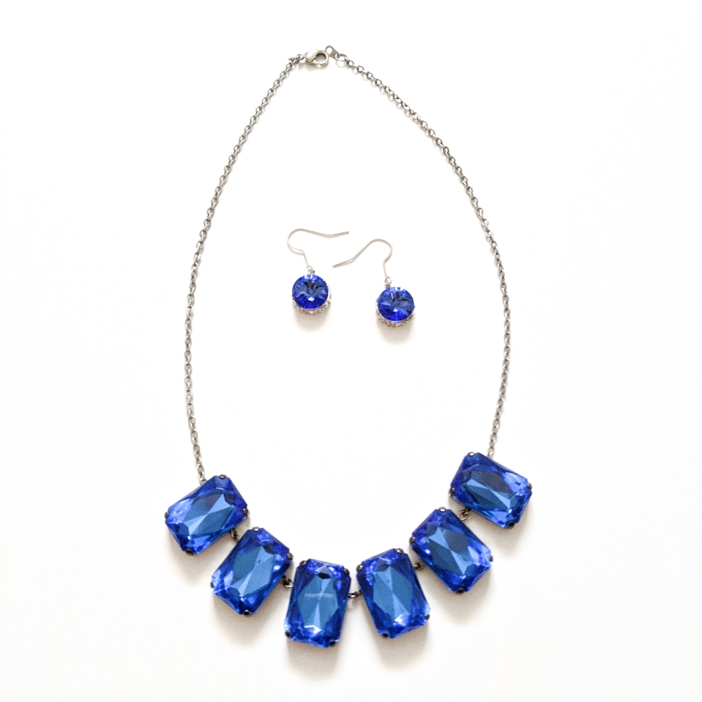 SET Sapphire Crystal Stone Statement Bib Necklace